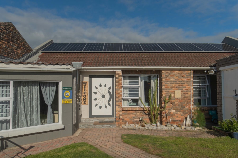 6 Bedroom Property for Sale in Sherwood Eastern Cape